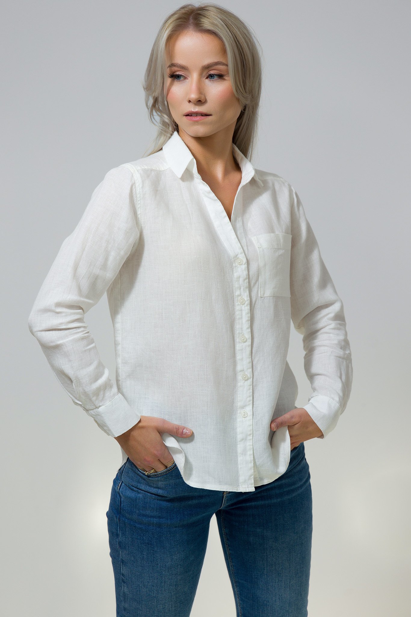 Koszula lniana damska śmietanka ivory na modelce przód